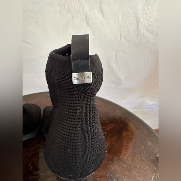 Calvin Klein peep toe heels - Picture 4 of 7